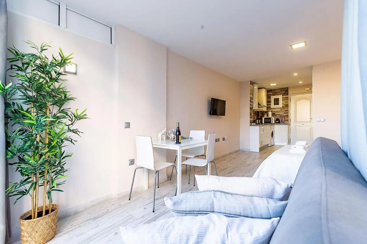 Apartment Sun Coast Benalmadena -- Superb Studio With 4 Pools, Gardens & Breakfast Spain