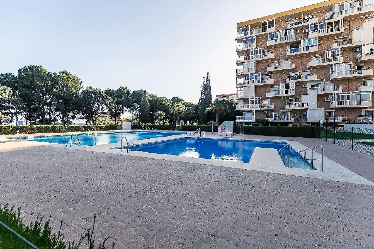 Sun Coast Benalmadena -- Superb Studio With 4 Pools, Gardens & Breakfast