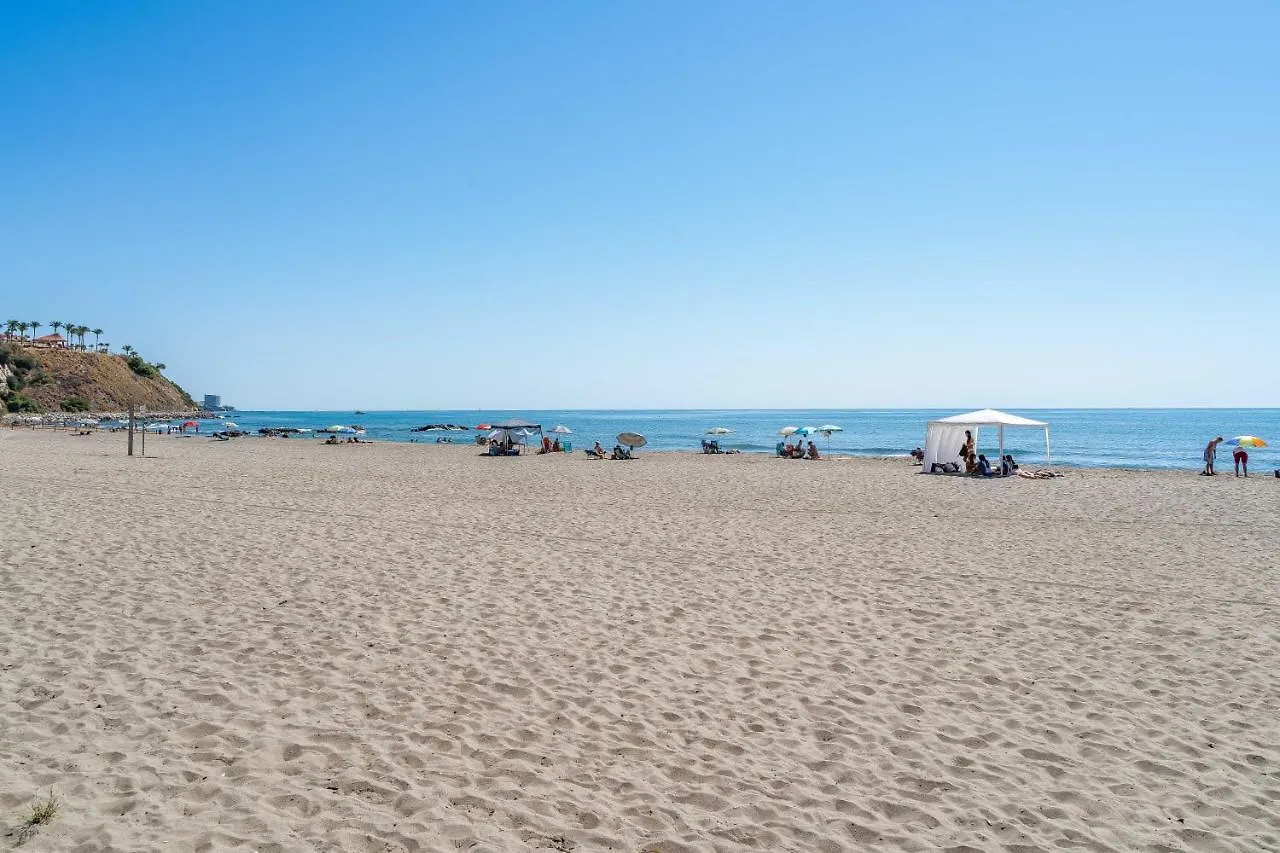 شقة Sun Coast Benalmadena -- Superb Studio With 4 Pools, Gardens & Breakfast