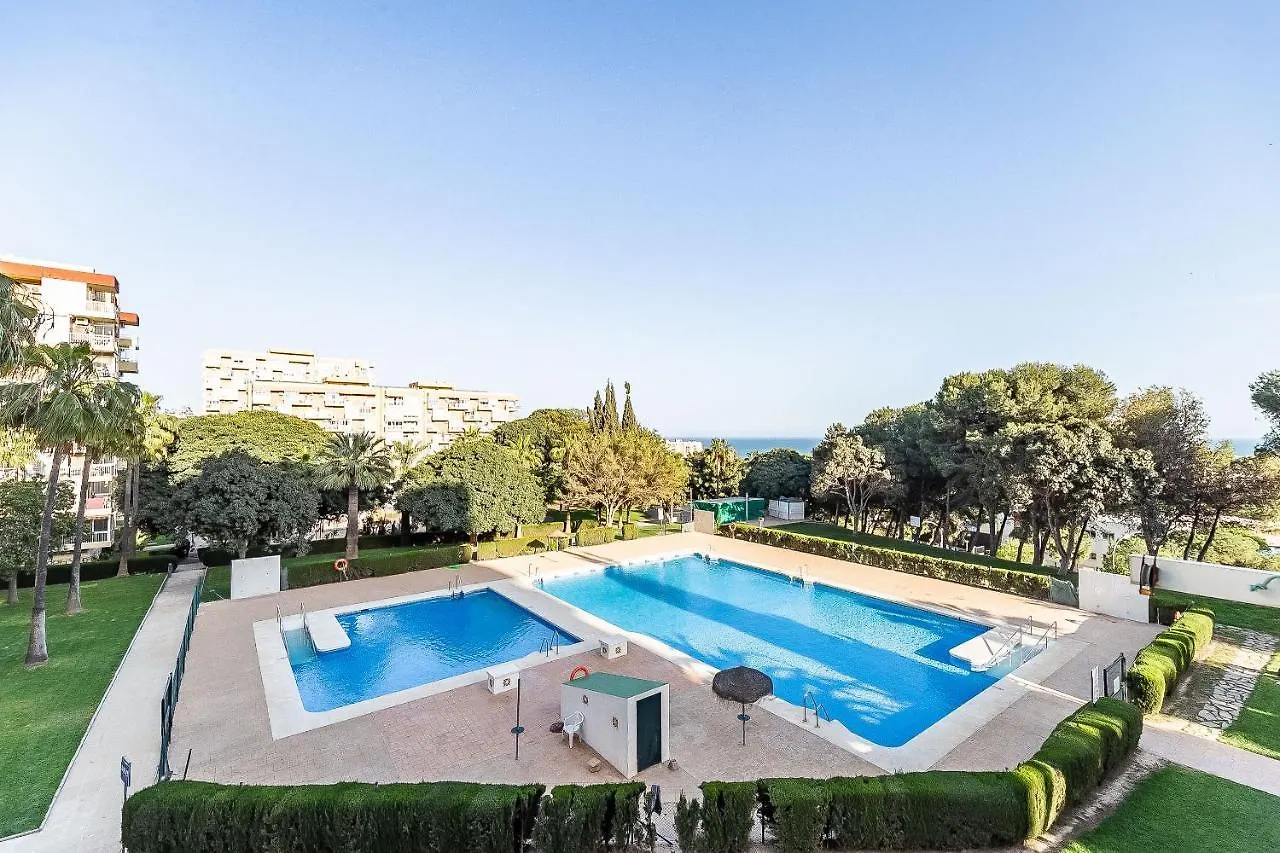 Sun Coast Benalmadena -- Superb Studio With 4 Pools, Gardens & Breakfast Apartment Spain